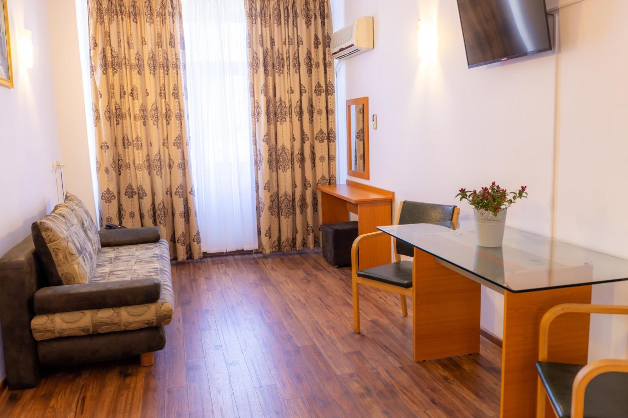 Hotel Sir Lujerului Bucureşti Eksteriør bilde